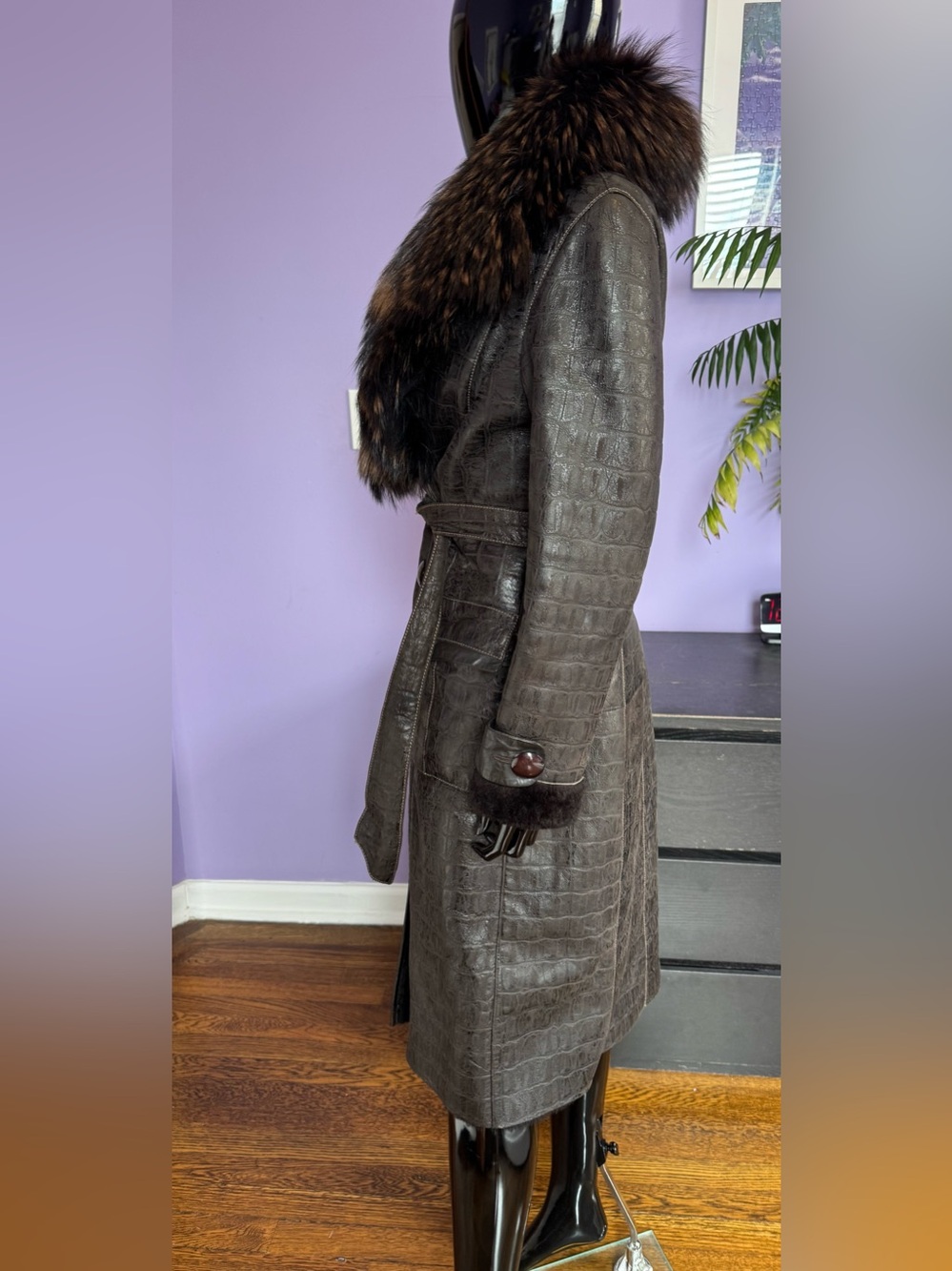 Viyanto Dark Brown Croc-Embossed Leather shearling Brown Fur coat - Picture 8 of 16